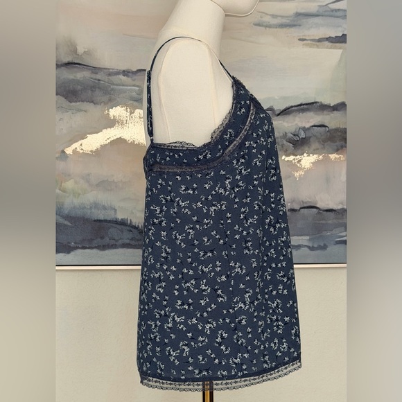 NWOT 1.STATE Afternoon Bouquet
Lace Inset Camisole-Midnight Sky - Picture 13 of 16